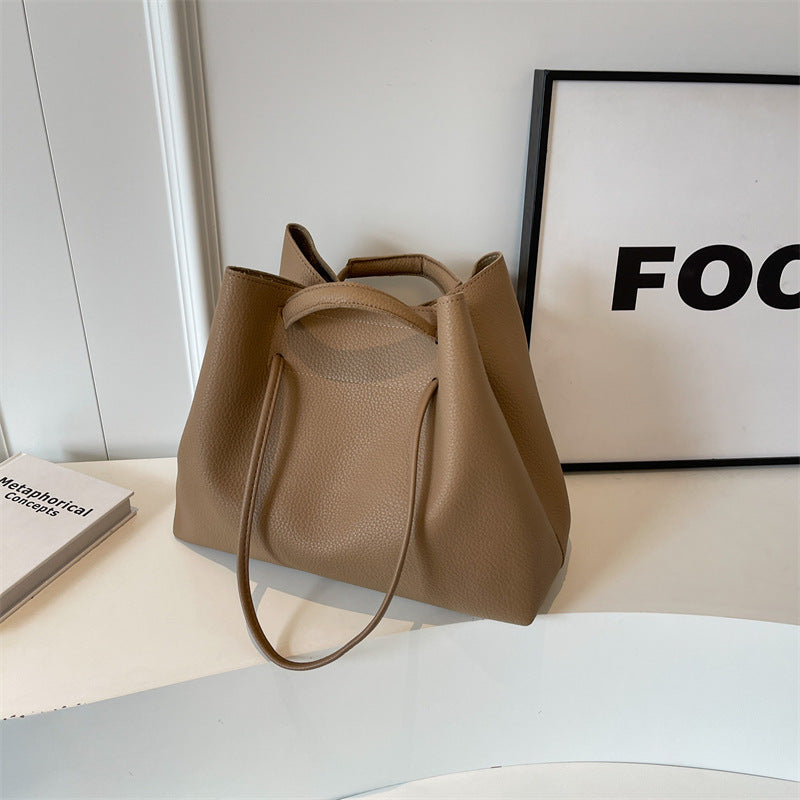 Miroa Tote