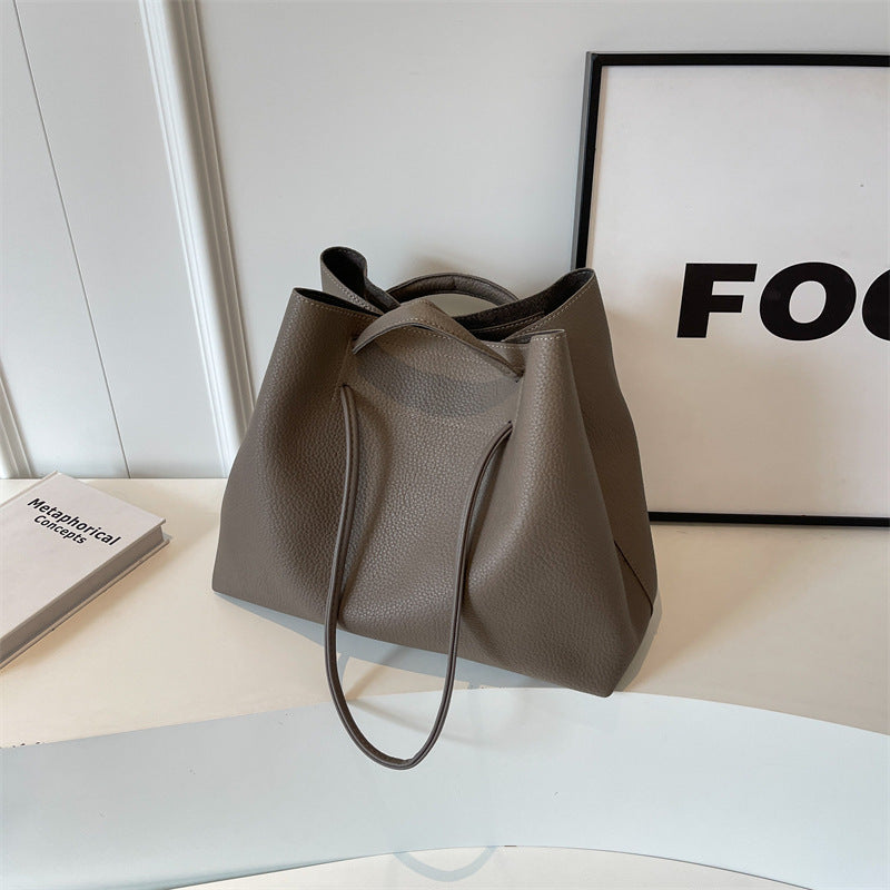 Miroa Tote